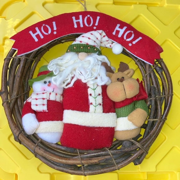 Festive Holiday Wreath with Santa, Snowman, and Reindeer - Picture 8 of 15